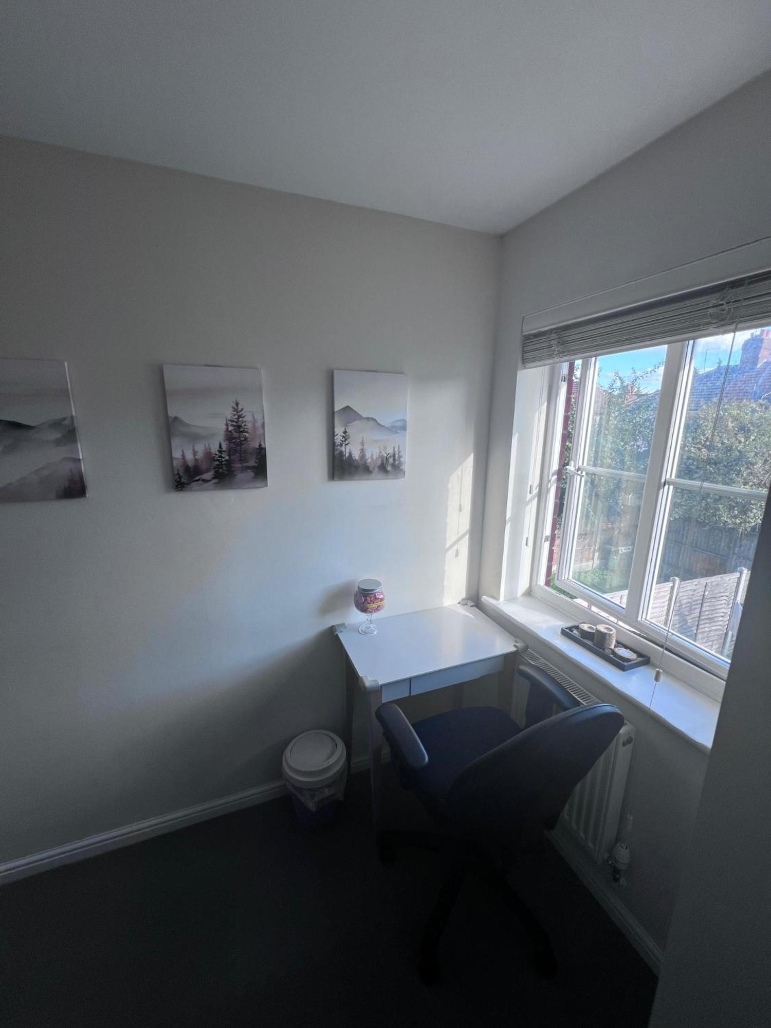 Excel Single Room - 5Mins To Excel & 10Mins To Canary Wharf Londres Exterior foto